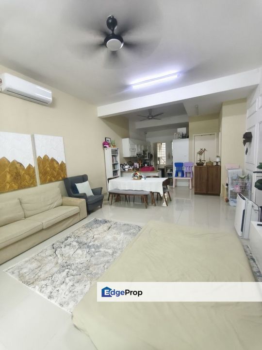 Taman Saujana Ampang Selangor Double Storey Guarded Extra Land, Selangor, Ampang