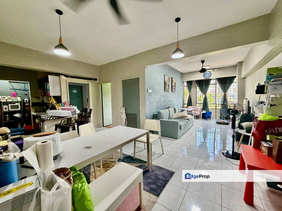 Permai Villa Puchong Selangor Renovated Well Maintained, Selangor, Puchong