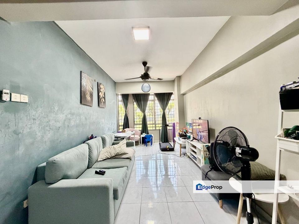 Permai Villa Puchong Selangor Renovated Well Maintained, Selangor, Puchong