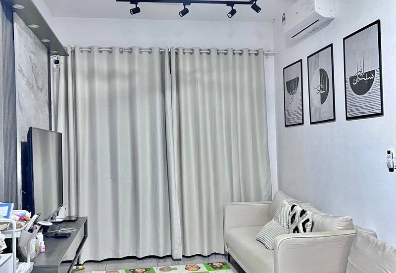 The Hipster @ Taman Desa