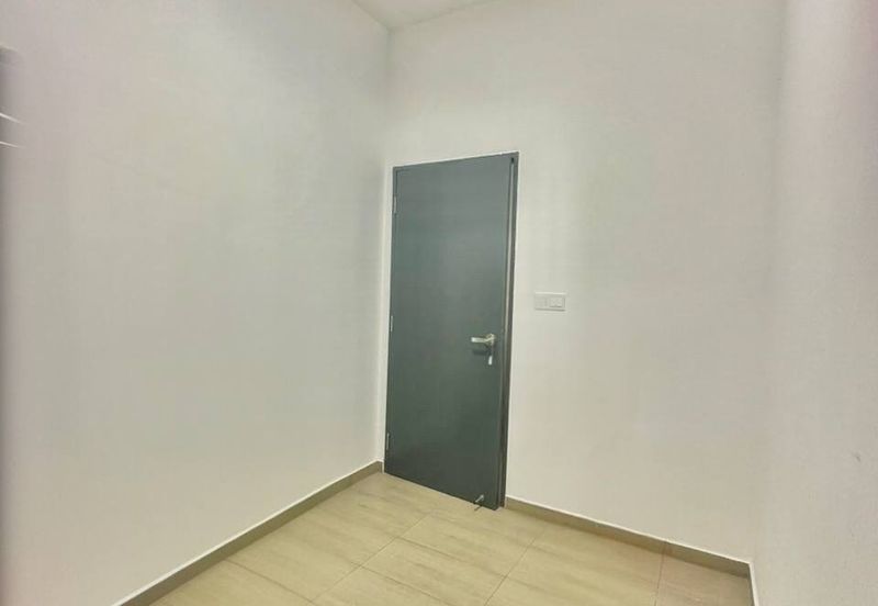 The Hipster @ Taman Desa