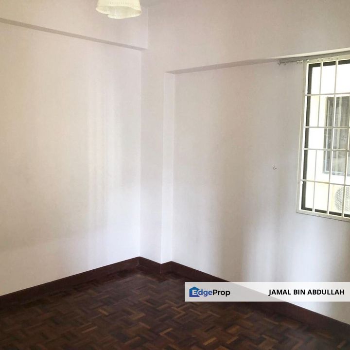 Perdana Puri Apartment Kepong KL  SWIMMING POOL VIEW For Sale, Kuala Lumpur, Kepong