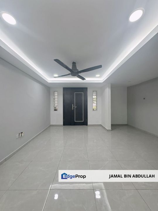 NEWLY REFURBISHED | LOW COST 2.5 Storey Terrace Petaling Jaya Selatan PJS 6 FOR SALE, Selangor, Petaling Jaya