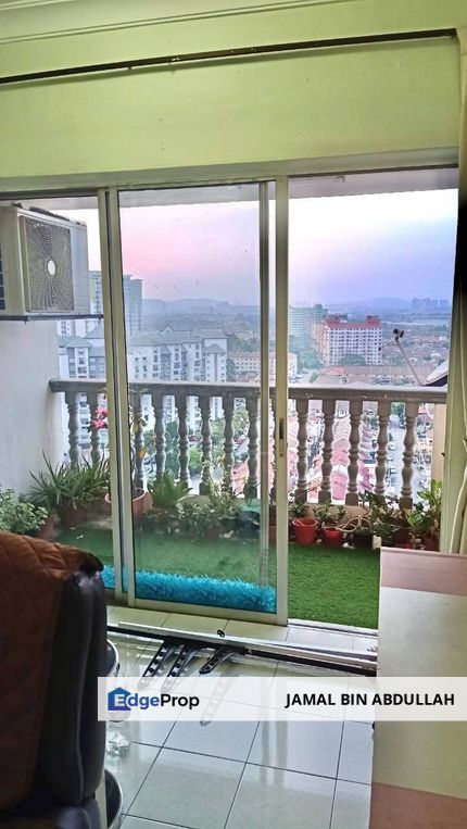 Plaza Indah Taman Sepakat Indah Kajang FREEHOLD with 2 CAR PARKS FOR SALE, Selangor, Kajang