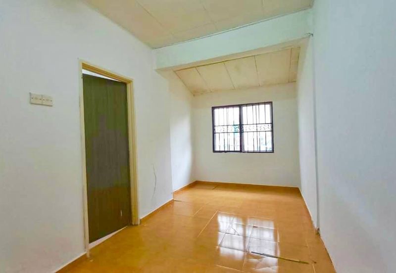 Taman Sri Sungai Pelek