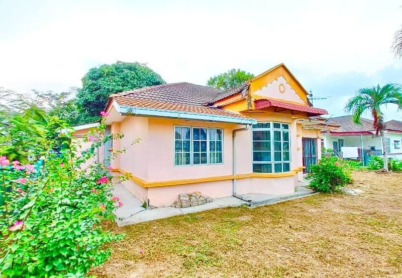 Taman Sri Sungai Pelek