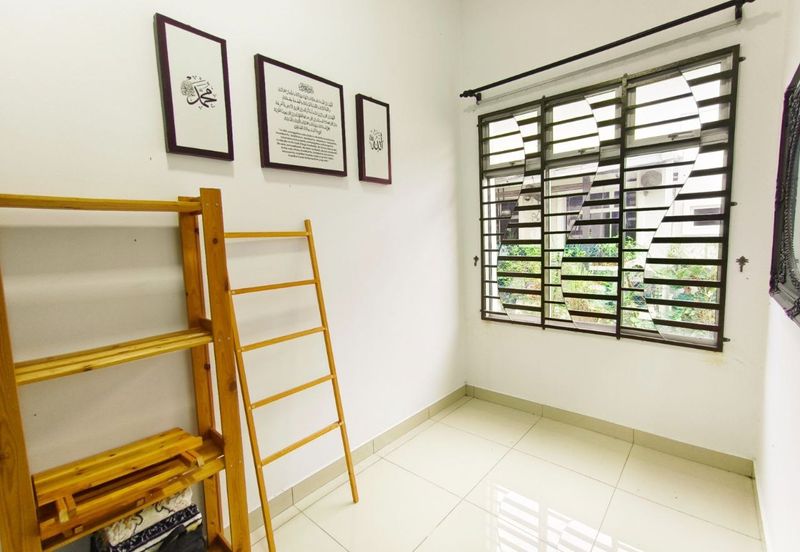 Taman Nakhoda, Jalan Bahtera