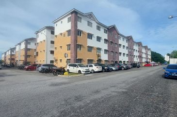 Pangsapuri Arista @ Bandar Parklands