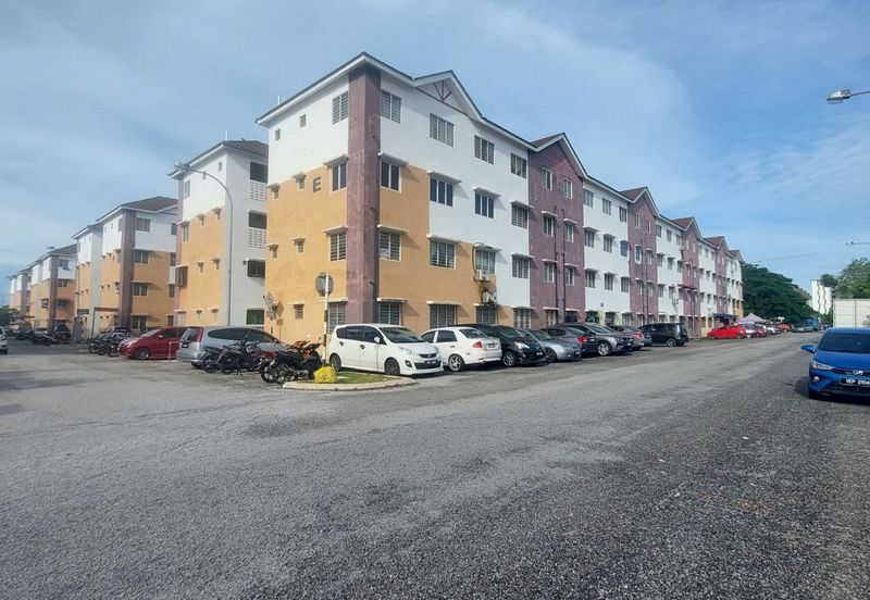 Pangsapuri Arista @ Bandar Parklands