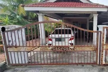 Taman Sri Sungai Pelek