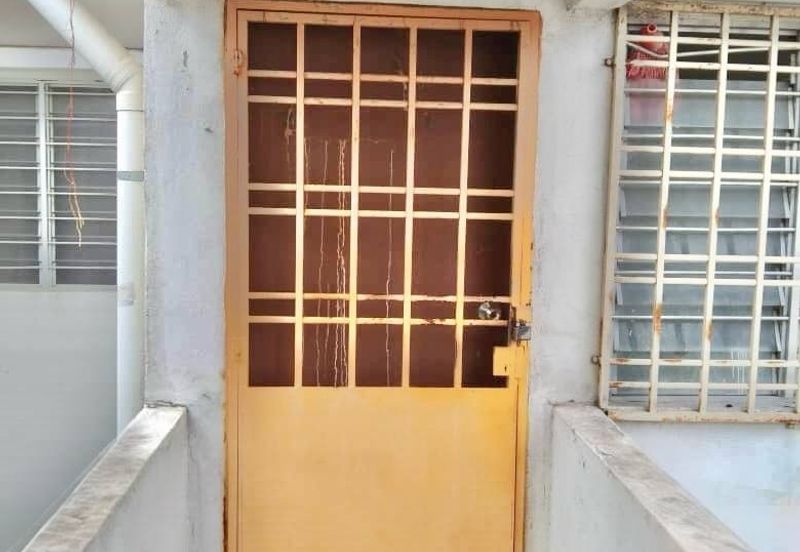 Rumah Pangsa Impian, Bandar Saujana Putra