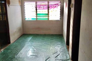 Rumah Pangsa Impian, Bandar Saujana Putra