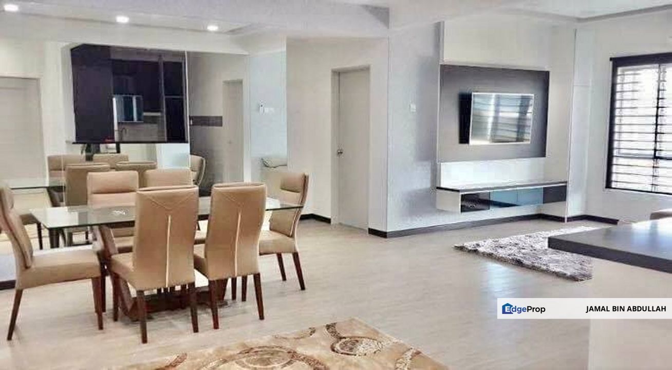 CORNER UNIT Villa Tropika Apartment Bangi Kajang Selangor FOR SALE, Selangor, Kajang