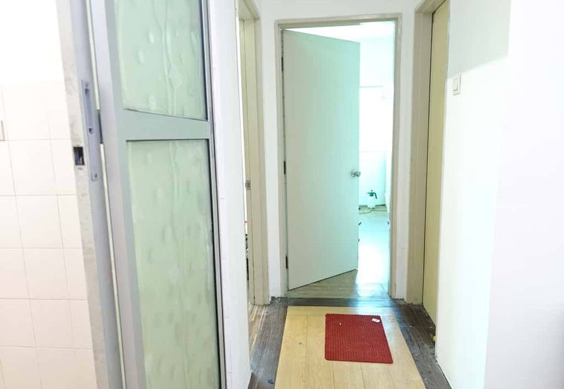 Akasia Apartment ( Setia Alam )