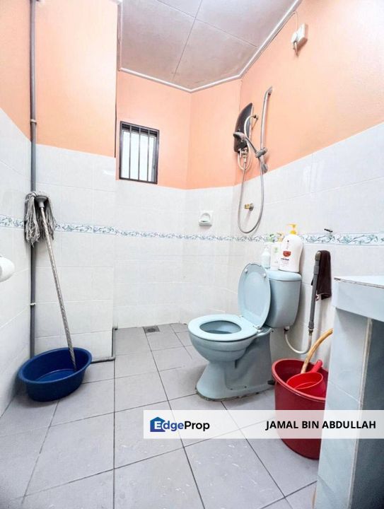 Facing Open Double Storey Terrace Jalan Pending Bandar Puteri Klang For Sale, Selangor, Klang