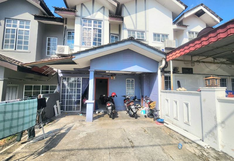 Persiaran Puncak Alam 5 