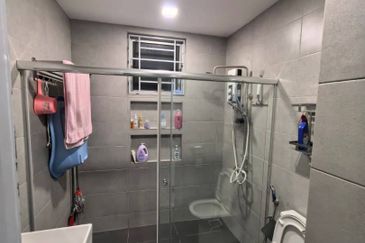 Platinum Hill Condo Pv8