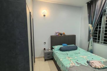 Platinum Hill Condo Pv8