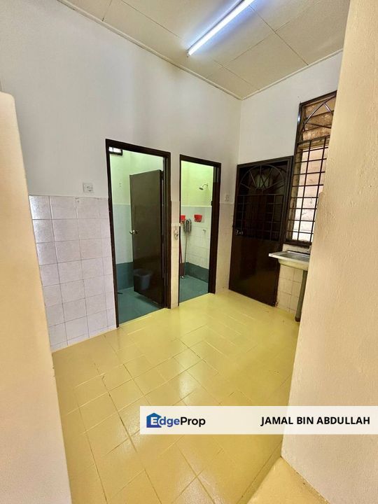 Single Storey Terrace Bandar Mahkota Banting Selangor FOR SALE, Selangor, Banting