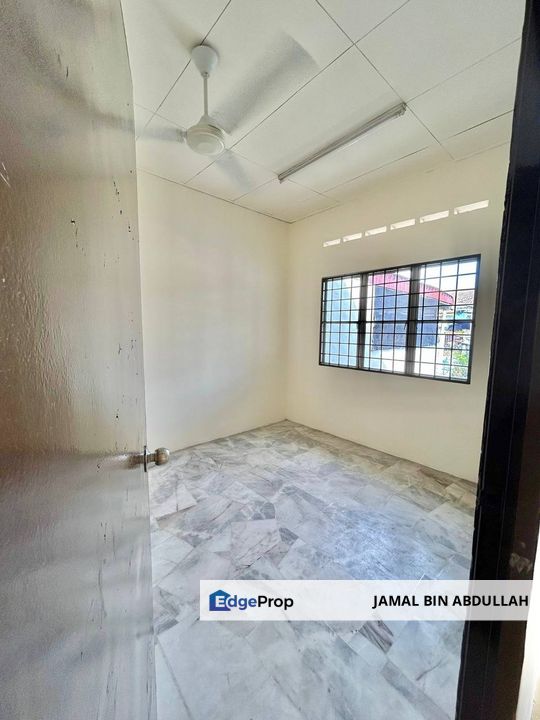 Single Storey Terrace Bandar Mahkota Banting Selangor FOR SALE, Selangor, Banting