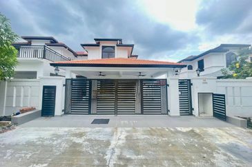 Jalan Suasana, Bandar Tun Hussein Onn