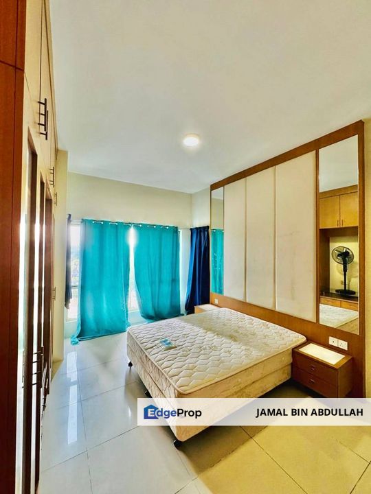 East Lake Residence Taman Serdang Perdana Seri Kembangan Selangor NEAR MRT FOR SALE, Selangor, Seri Kembangan