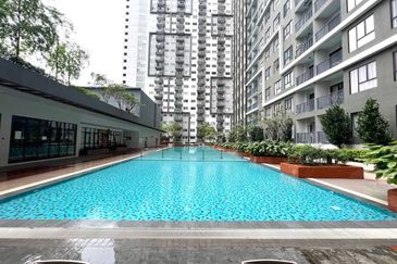 The Hipster @ Taman Desa