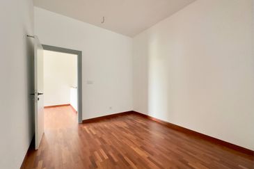 Casablanca 1 @ Alam Impian