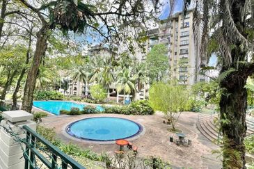 Emerald Hill, Taman Bukit Indah