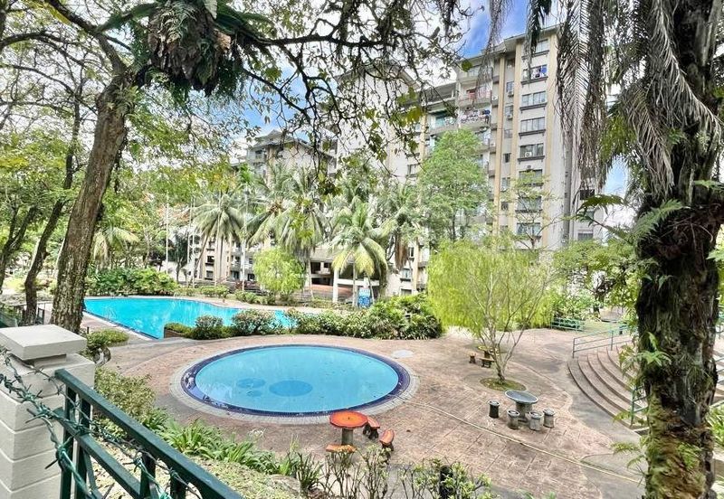 Emerald Hill, Taman Bukit Indah