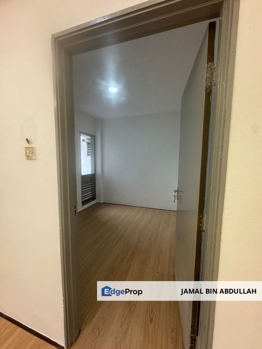 Flat Prima Selayang Taman Prima Selayang Batu Caves NEWLY REFURBISHED For Sale, Selangor, Selayang
