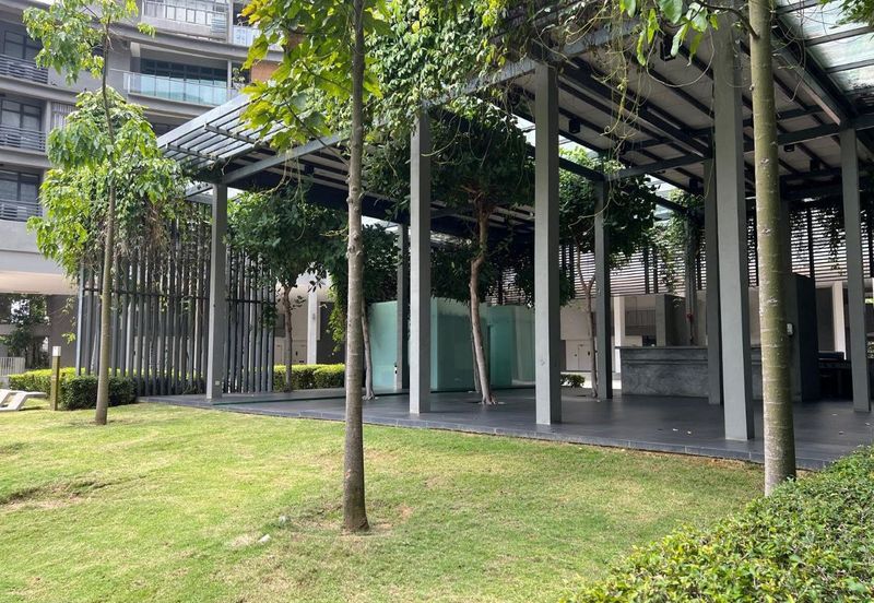 Mirage By The Lake Condominium