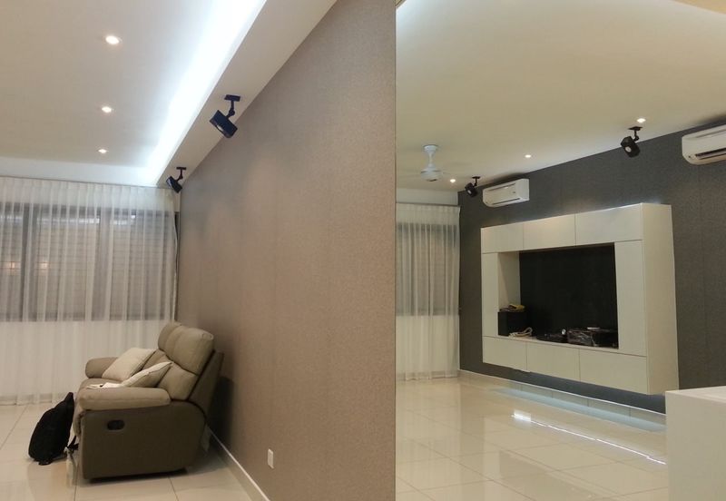 Mirage By The Lake Condominium