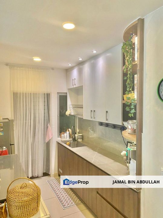 Savanna Executive Suites Southville City Bangi Selangor 2 PARKING For Sale, Selangor, Bangi