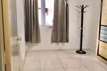 Aurora Residence @ Lake Side City