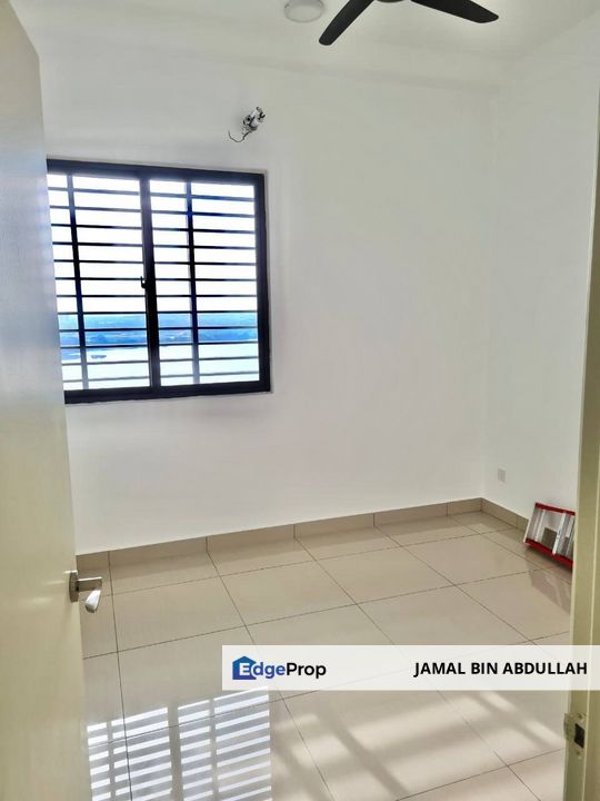 Skyvilla @ D’Island Residence Puchong Selangor 2 CAR PARKS For Sale, Selangor, Puchong