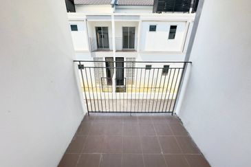 Dua Ruby Garden Residence