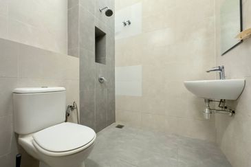 Caffra (Erythrina Series), Setia Alam