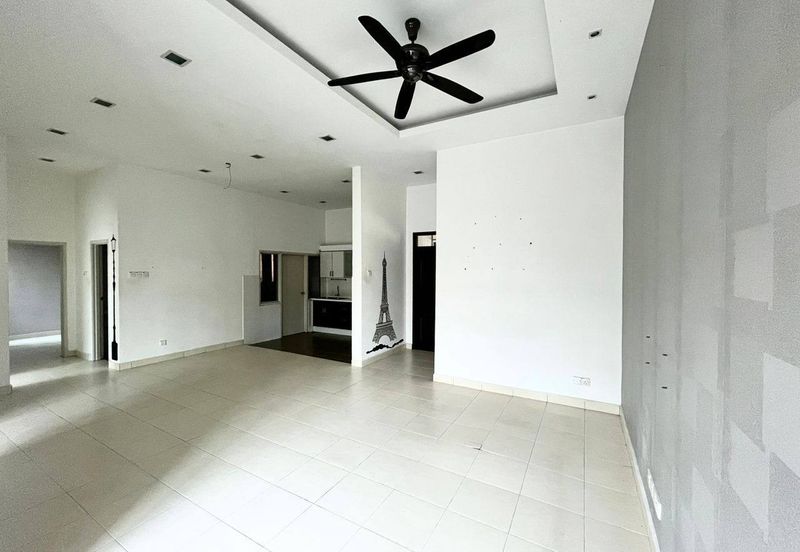 Villa Park Condominium