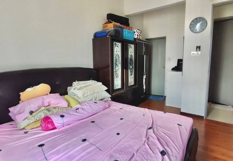 7 Tree Seven Residence