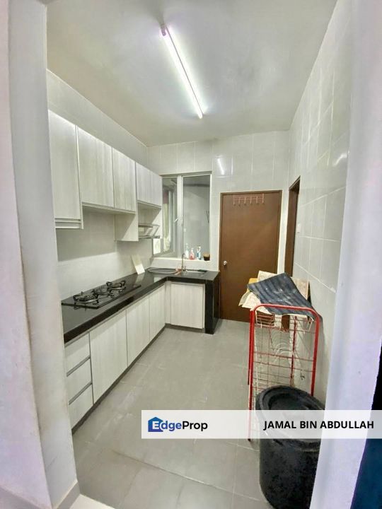 Suria Bayu Apartment Dengkil Taman Emas Selangor PARTLY FURNISHED For Sale, Selangor, Sepang