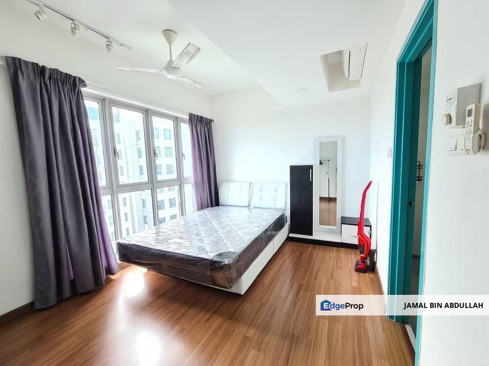 Park @ One South Condominium Seri Kembangan ADA BALCONY For Sale, Selangor, Seri Kembangan