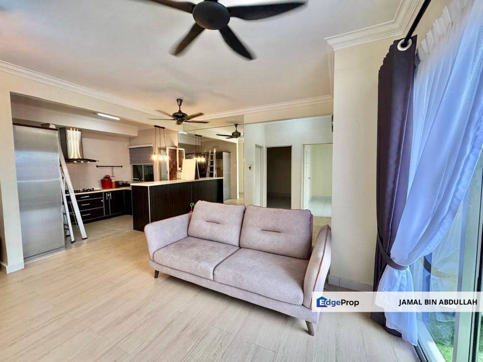 Villa Pavilion Condominium Taman Bukit Serdang Seri Kembangan LOWER FLOOR For Sale, Selangor, Seri Kembangan