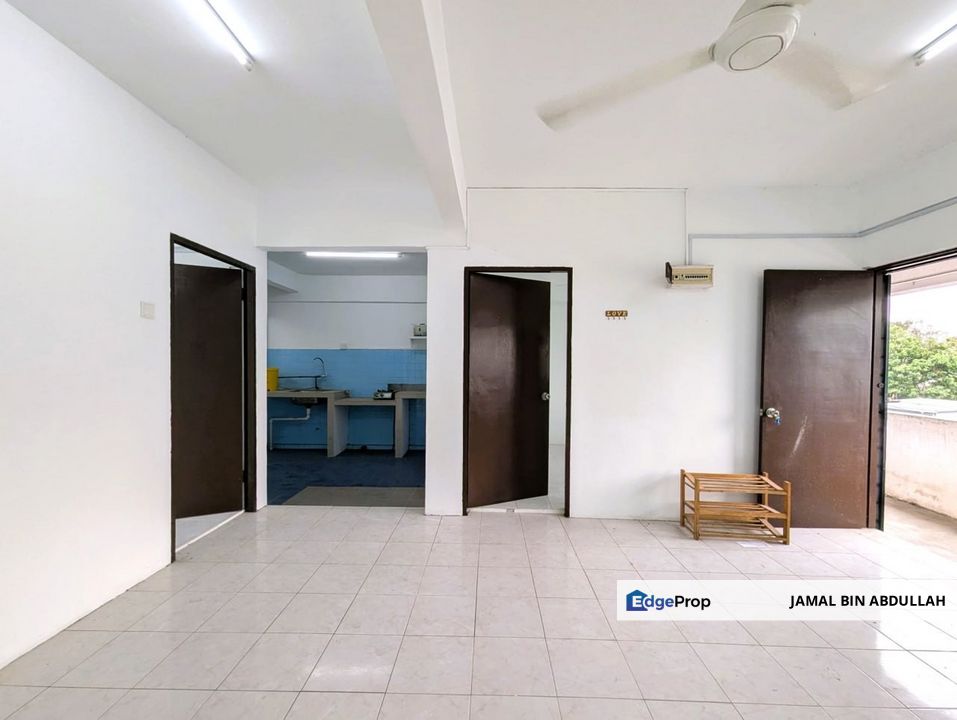 Desa Mutiara Apartment Kajang LEVEL 3 WALK UP For Sale, Selangor, Kajang