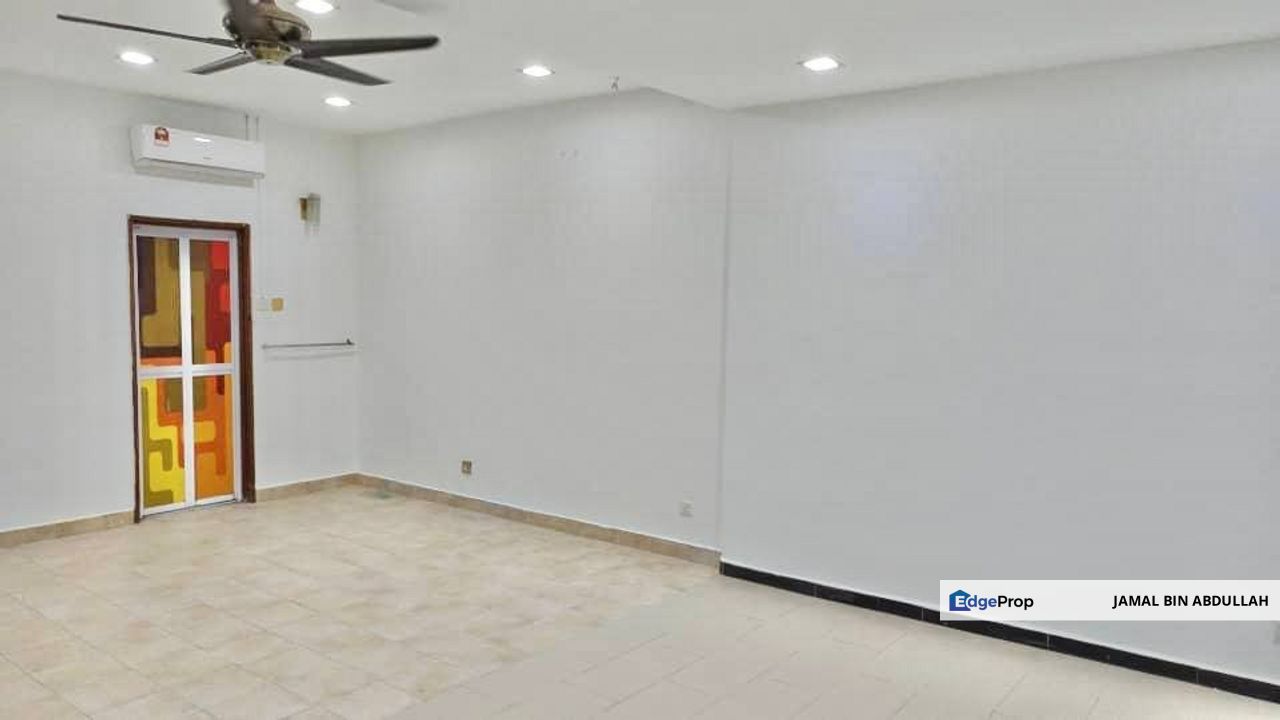 Double Storey Terrace in Saujana Puchong RENOVATED For Sale, Selangor, Puchong South