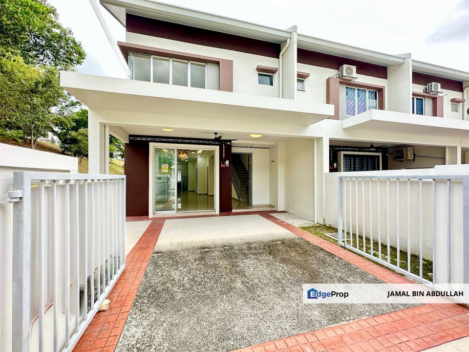 Double Storey Greenwoods Cendana Bandar Baru Salak Tinggi Sepang END LOT & RENOVATED For Sale, Selangor, Dengkil