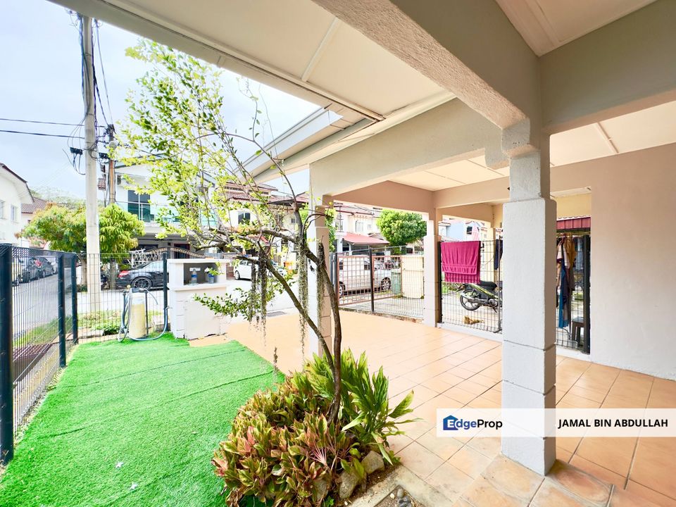 Double Storey Saujana Utama 1 Sungai Buloh END LOT & EXTENDED KITCHEN For Sale, Selangor, Sungai Buloh