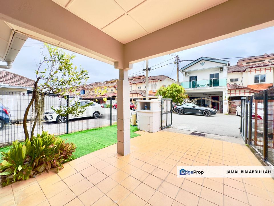Double Storey Saujana Utama 1 Sungai Buloh END LOT & EXTENDED KITCHEN For Sale, Selangor, Sungai Buloh