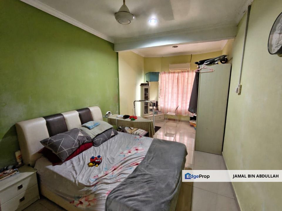 Single Storey Terrace Taman Harmoni Balakong Seri Kembangan FACING OPEN For Sale, Selangor, Balakong