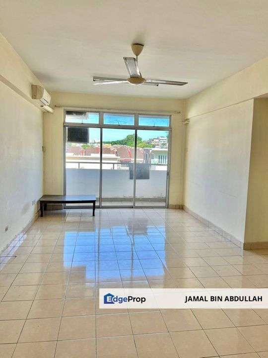 Putra Intan Condominium Dengkil ADA BALKONI For Sale, Selangor, Dengkil